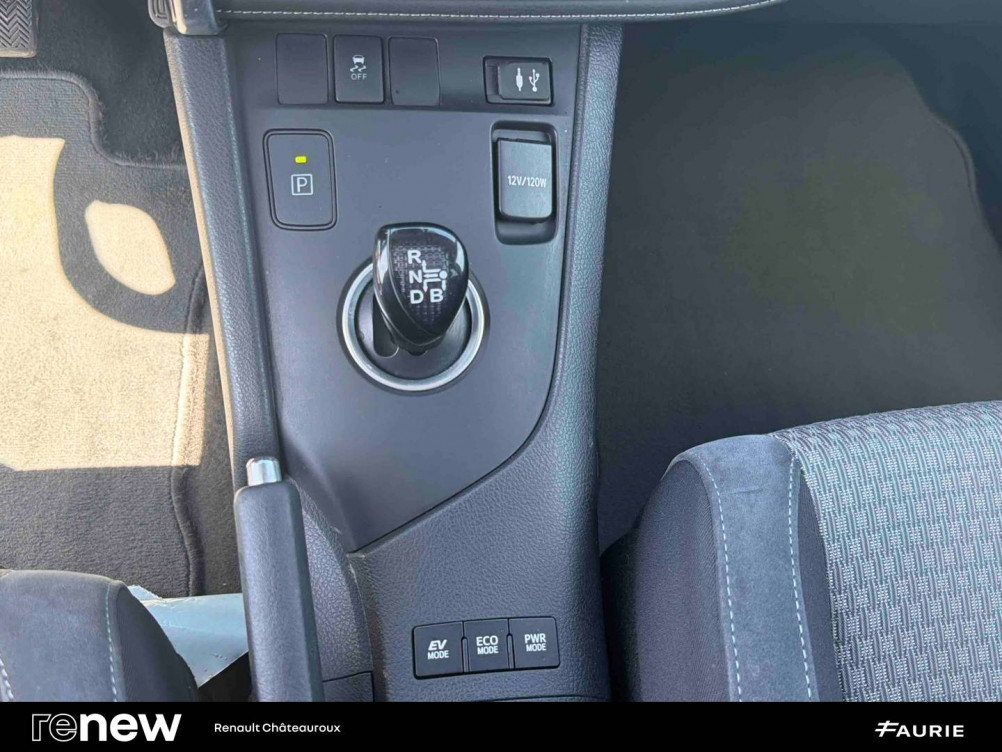 Acheter Toyota Auris Auris Touring Sports Hybride 136h Design 5p occasion dans les concessions du Groupe Faurie