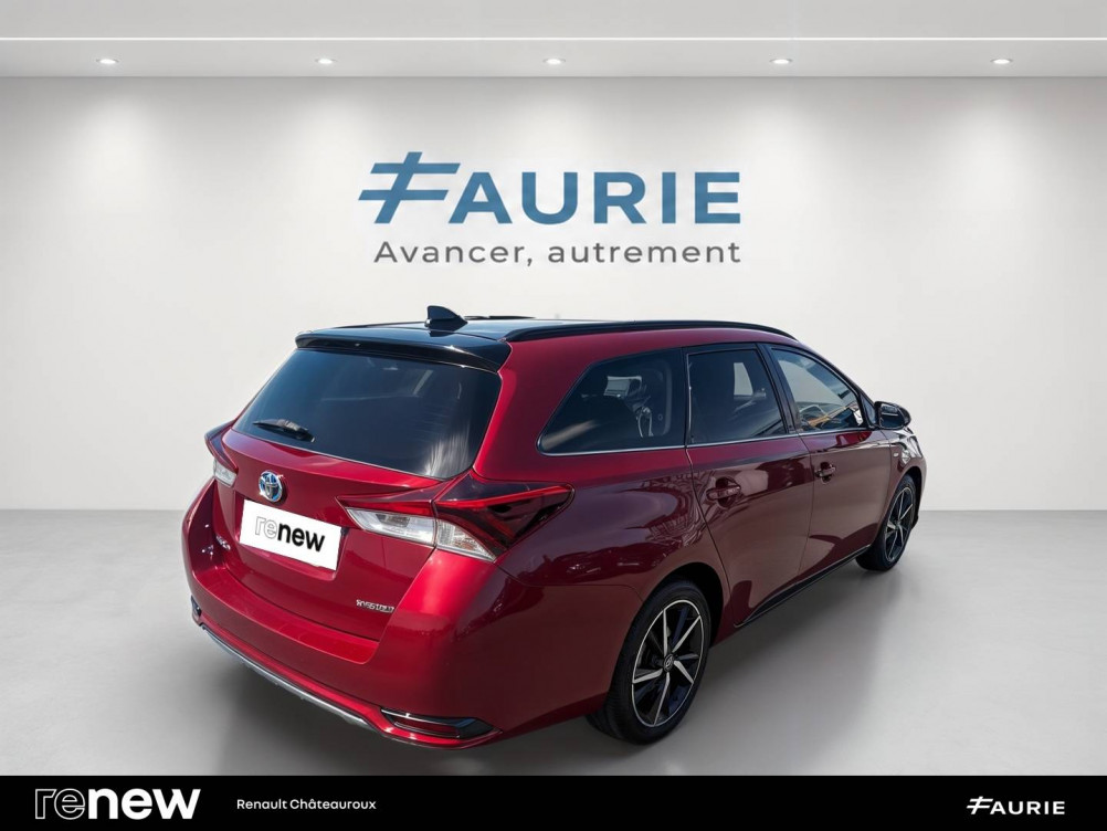 Acheter Toyota Auris Auris Touring Sports Hybride 136h Design 5p occasion dans les concessions du Groupe Faurie