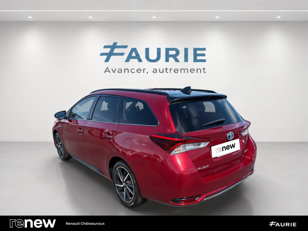 Acheter Toyota Auris Auris Touring Sports Hybride 136h Design 5p occasion dans les concessions du Groupe Faurie