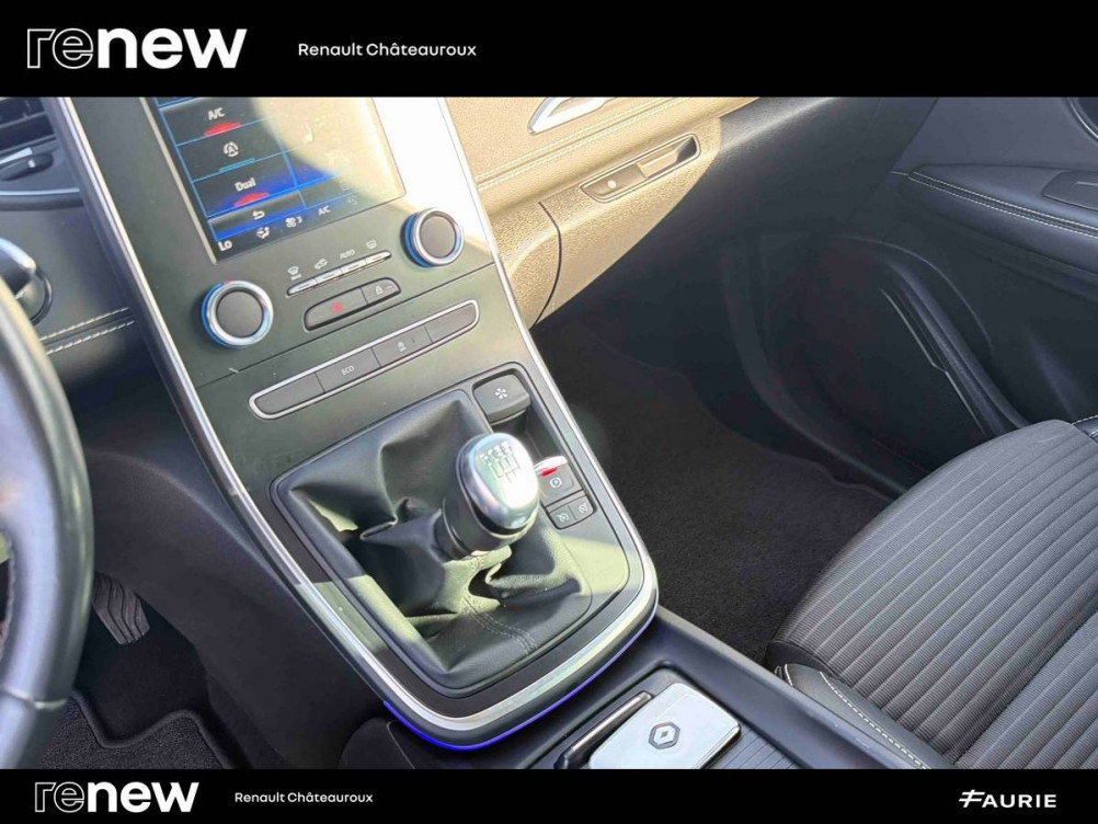 Acheter Renault Scenic 4 Scenic TCe 140 FAP Intens 5p occasion dans les concessions du Groupe Faurie
