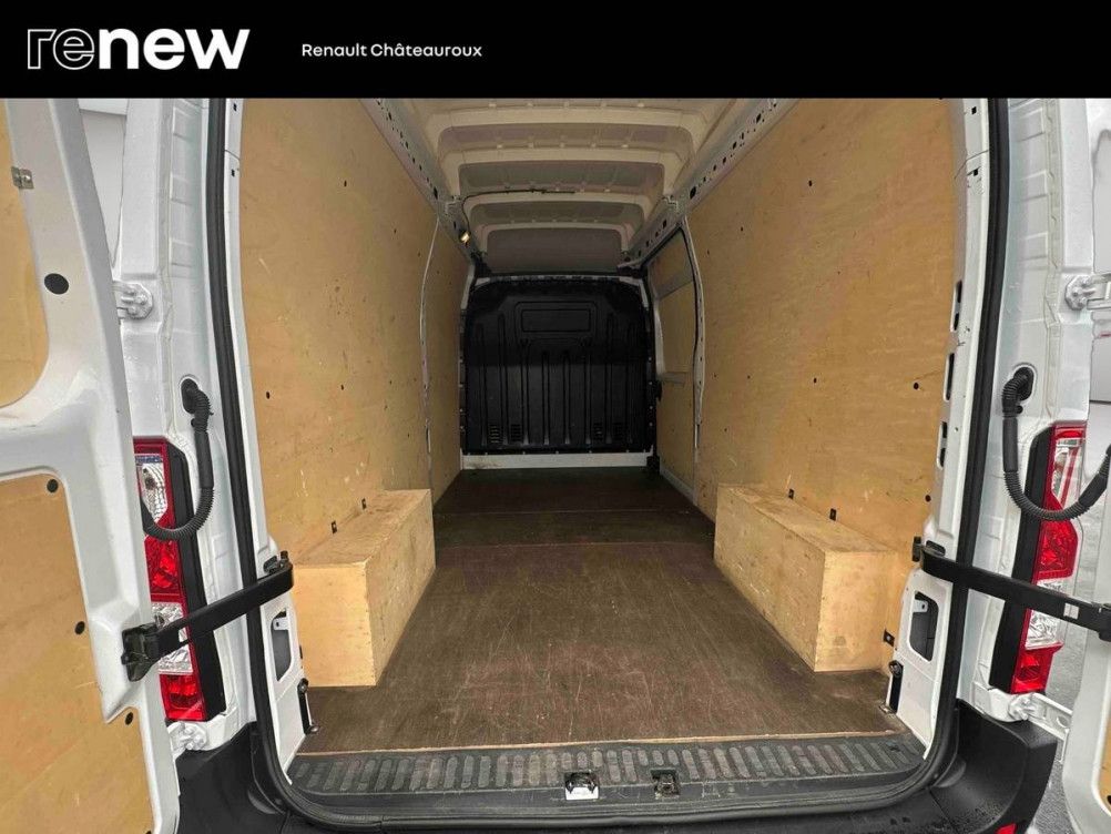 Acheter Renault Master 3 MASTER FGN TRAC F3500 L3H3 BLUE DCI 135 CONFORT 4p occasion dans les concessions du Groupe Faurie
