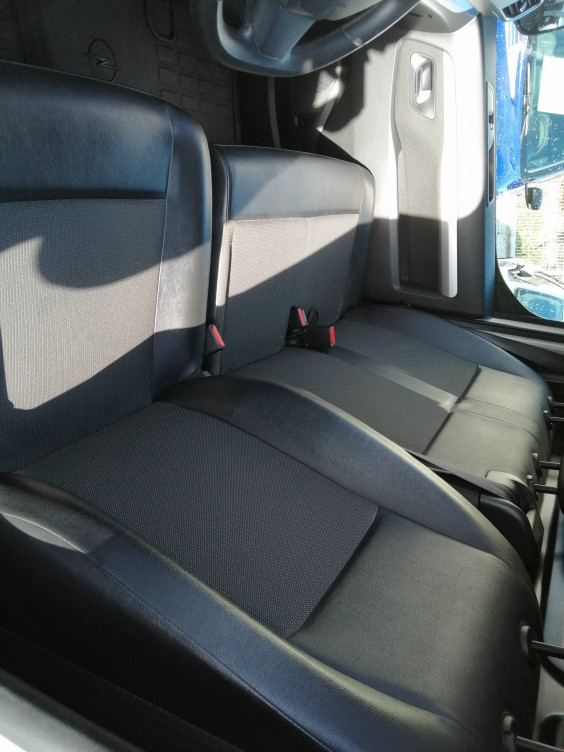 Acheter Opel Vivaro Fourgon VIVARO FGN L2 2.0 DIESEL 180 CH BVA8 PACK BUSINESS 4p occasion dans les concessions du Groupe Faurie