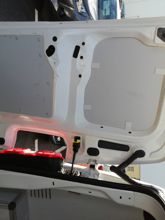 Acheter Opel Vivaro Fourgon VIVARO FGN L2 2.0 DIESEL 180 CH BVA8 PACK BUSINESS 4p occasion dans les concessions du Groupe Faurie