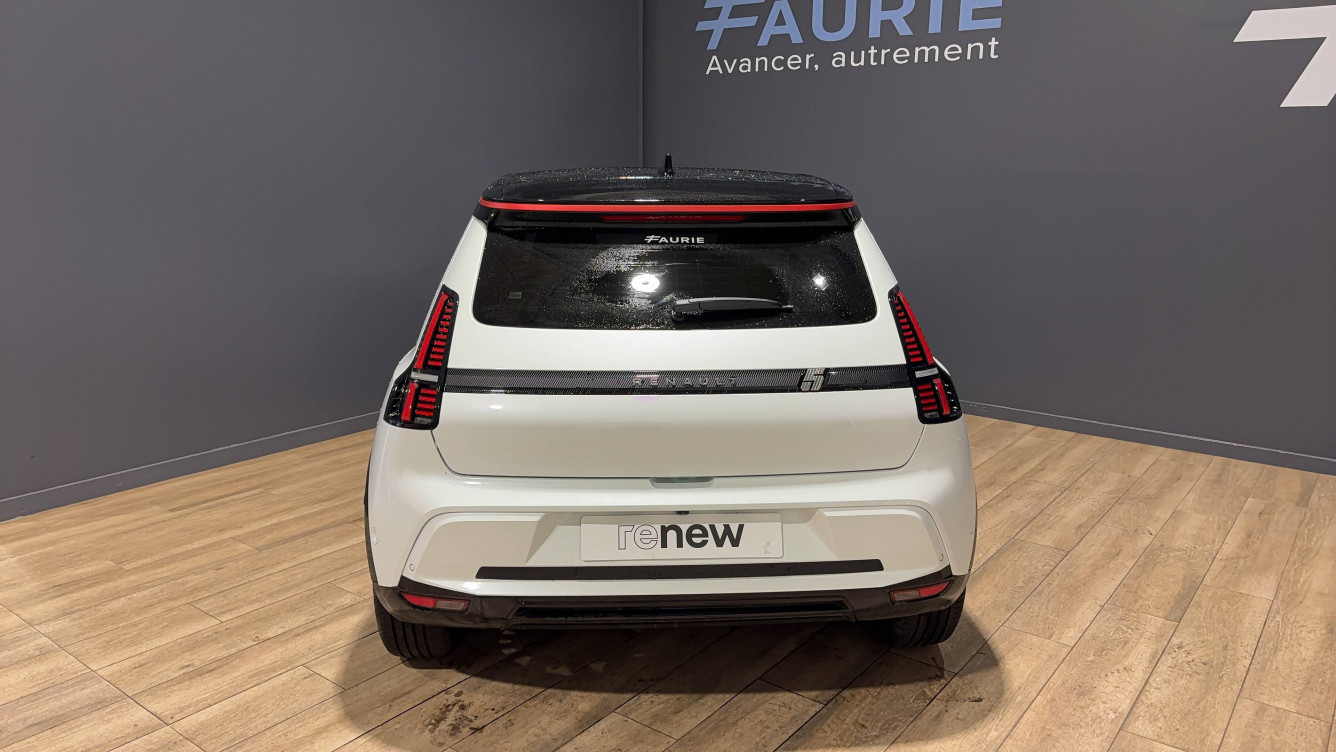 Acheter Renault Renault 5 Renault 5 E-Tech Electrique 150 ch autonomie confort Iconic cinq 5p neuf dans les concessions du Groupe Faurie