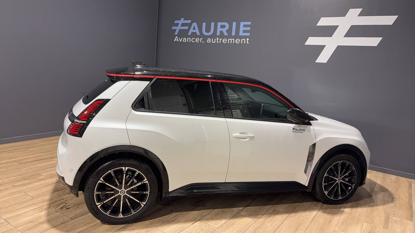 Acheter Renault Renault 5 Renault 5 E-Tech Electrique 150 ch autonomie confort Iconic cinq 5p neuf dans les concessions du Groupe Faurie
