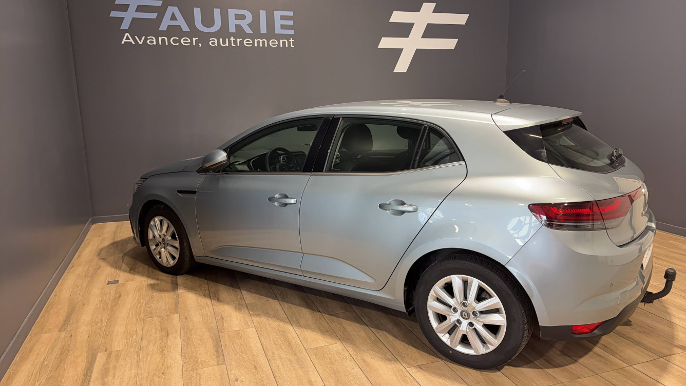 Acheter Renault Megane 4 Mégane IV Berline Blue dCi 115 EDC Business 5p occasion dans les concessions du Groupe Faurie