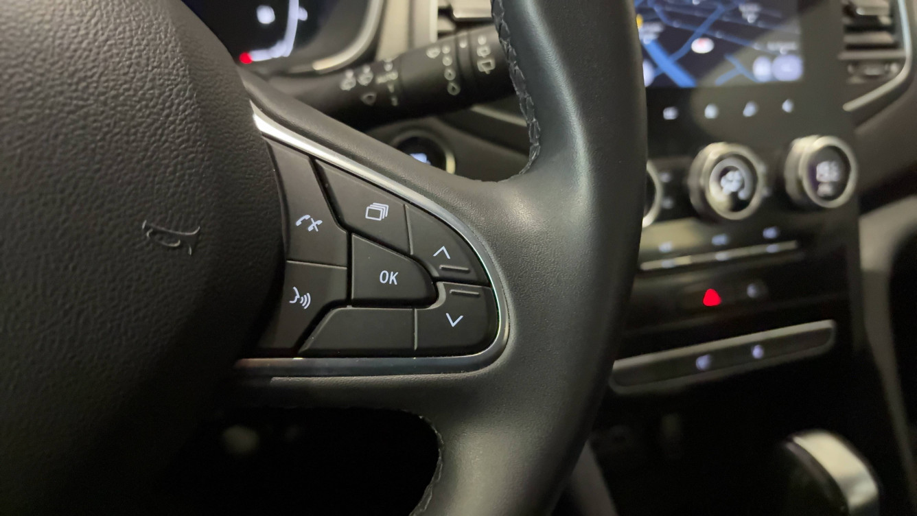 Acheter Renault Megane 4 Mégane IV Berline Blue dCi 115 EDC Business 5p occasion dans les concessions du Groupe Faurie
