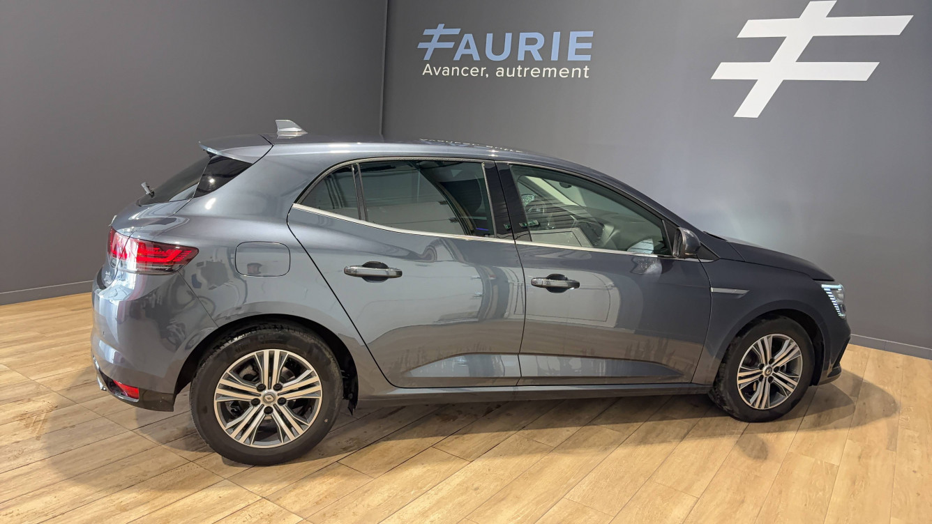 Acheter Renault Megane 4 Mégane IV Berline Blue dCi 115 - 20 Intens 5p occasion dans les concessions du Groupe Faurie