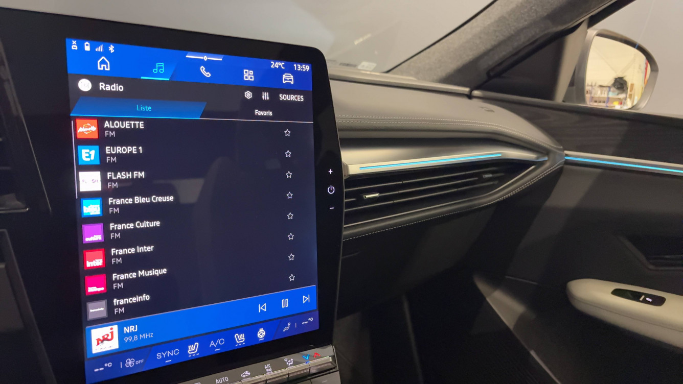 Acheter Renault Scenic 5 Scenic E-Tech electrique 220 ch grande autonomie Techno Iconic 5p neuf dans les concessions du Groupe Faurie