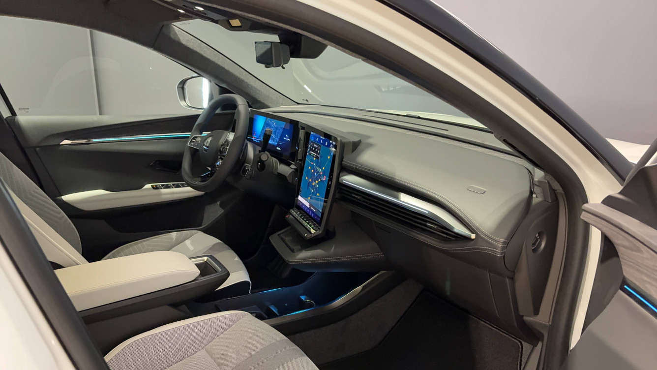 Acheter Renault Scenic 5 Scenic E-Tech electrique 220 ch grande autonomie Techno Iconic 5p neuf dans les concessions du Groupe Faurie