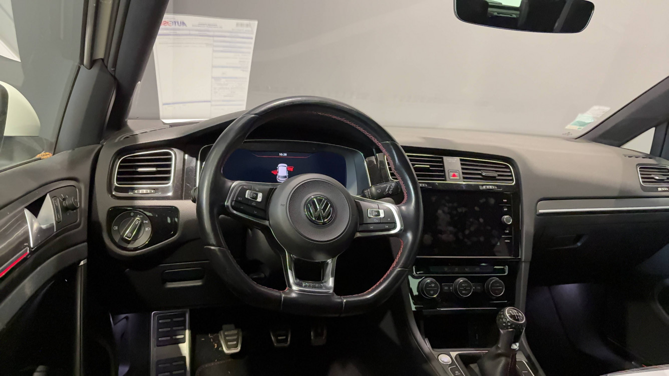 Acheter Volkswagen Golf Golf 2.0 TSI 245 BlueMotion Technology GTI Performance 5p occasion dans les concessions du Groupe Faurie