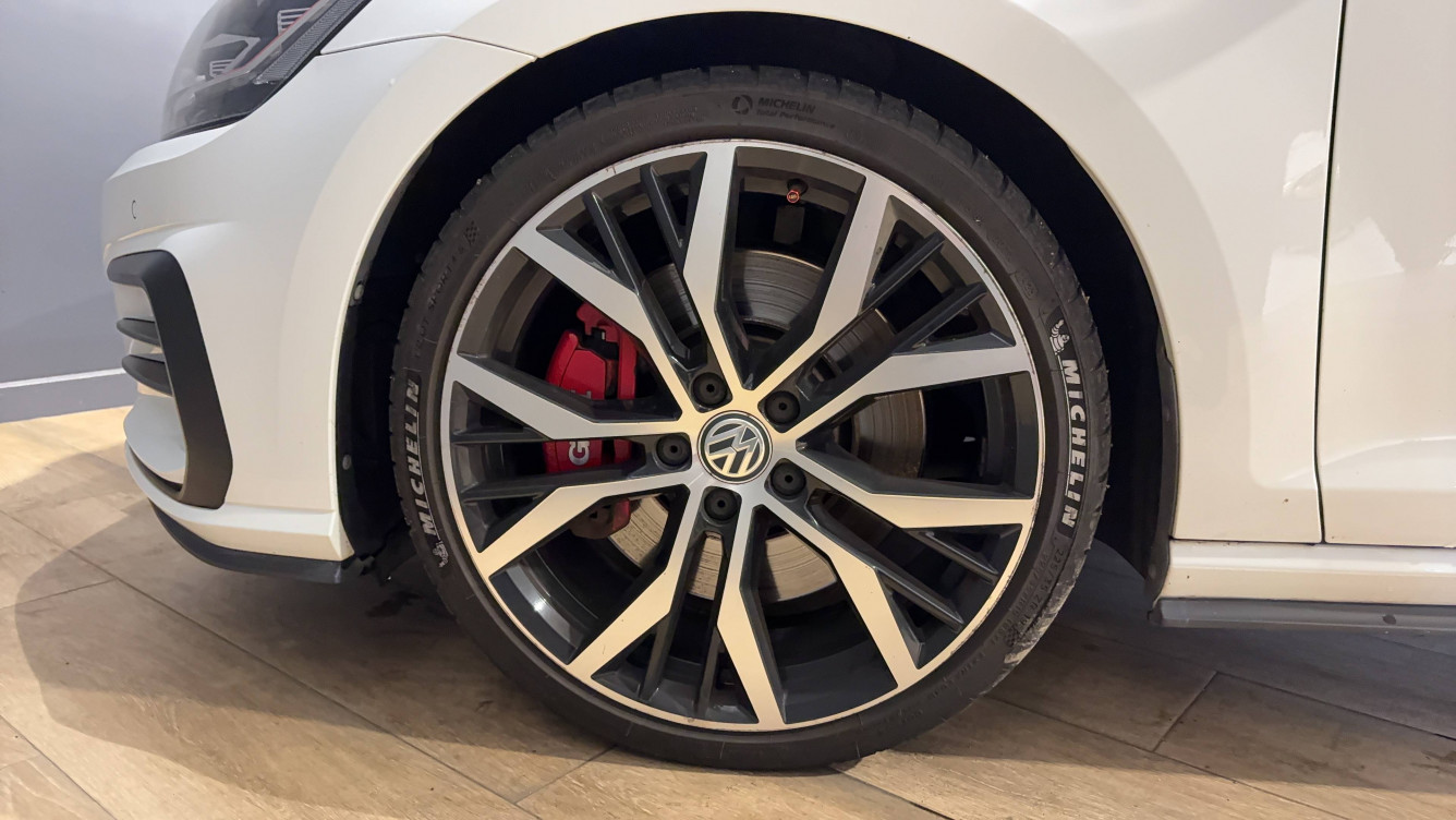 Acheter Volkswagen Golf Golf 2.0 TSI 245 BlueMotion Technology GTI Performance 5p occasion dans les concessions du Groupe Faurie