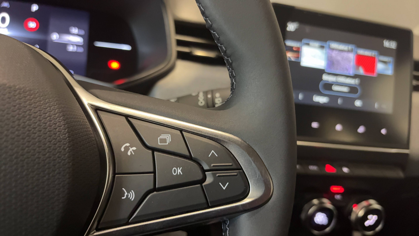 Acheter Renault Clio 5 Clio E-Tech full hybrid 145 GSR2 Evolution 5p neuf dans les concessions du Groupe Faurie