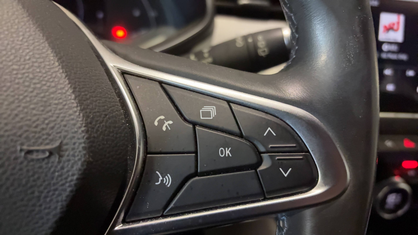 Acheter Renault Clio 5 Clio E-Tech 140 Intens 5p occasion dans les concessions du Groupe Faurie