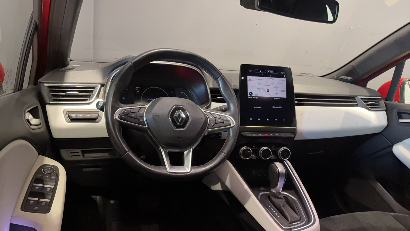 Acheter Renault Clio 5 Clio E-Tech 140 Intens 5p occasion dans les concessions du Groupe Faurie