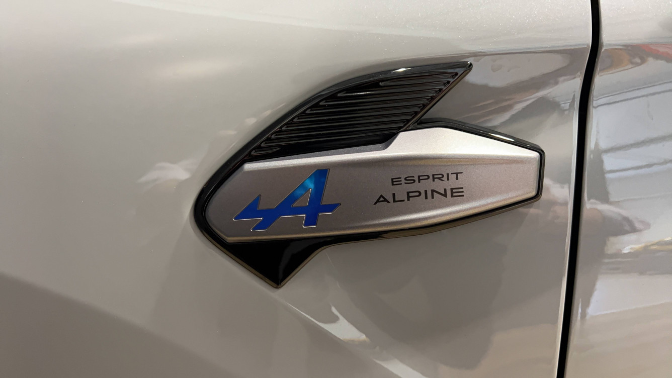 Acheter Renault Captur 2 Captur E-Tech full hybrid 145 esprit Alpine 5p neuf dans les concessions du Groupe Faurie