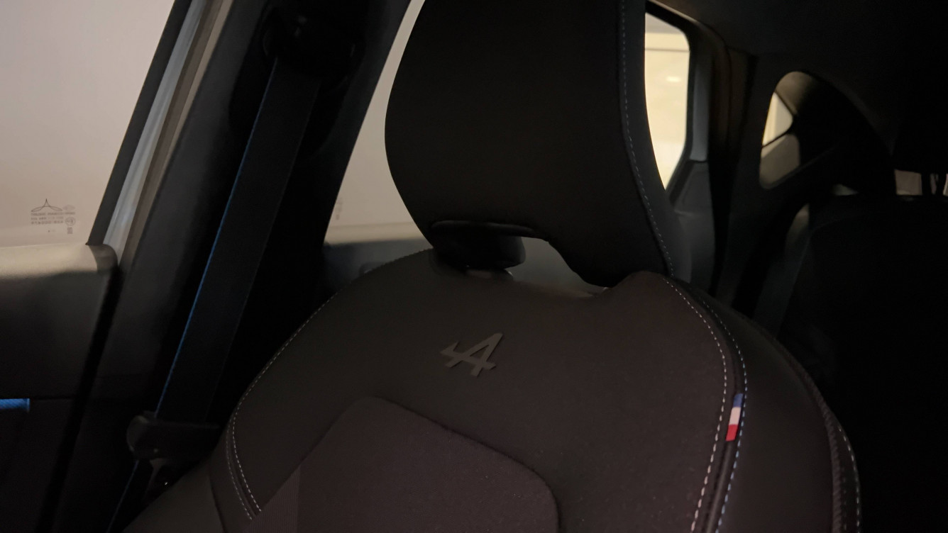 Acheter Renault Captur 2 Captur E-Tech full hybrid 145 esprit Alpine 5p neuf dans les concessions du Groupe Faurie