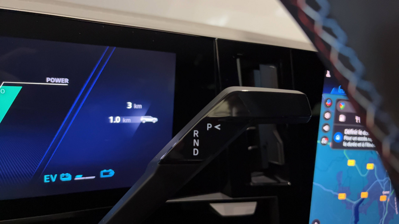 Acheter Renault Espace 6 Espace E-Tech full hybrid 200 GSR2 esprit Alpine 5p neuf dans les concessions du Groupe Faurie
