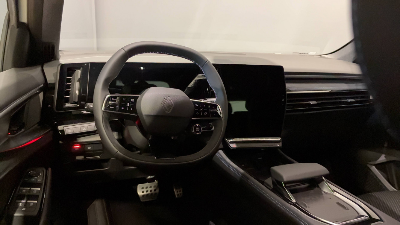 Acheter Renault Espace 6 Espace E-Tech full hybrid 200 GSR2 esprit Alpine 5p neuf dans les concessions du Groupe Faurie