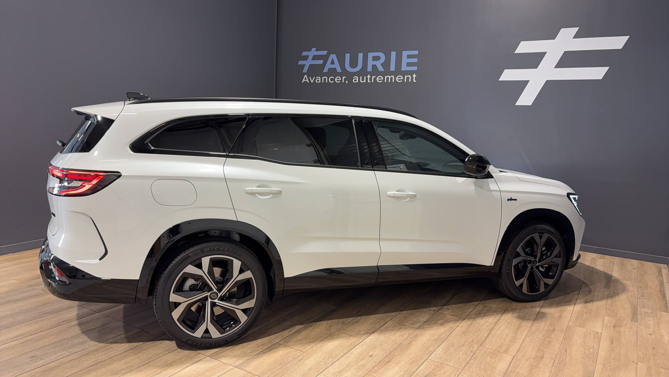 Acheter Renault Espace 6 Espace E-Tech full hybrid 200 GSR2 esprit Alpine 5p neuf dans les concessions du Groupe Faurie