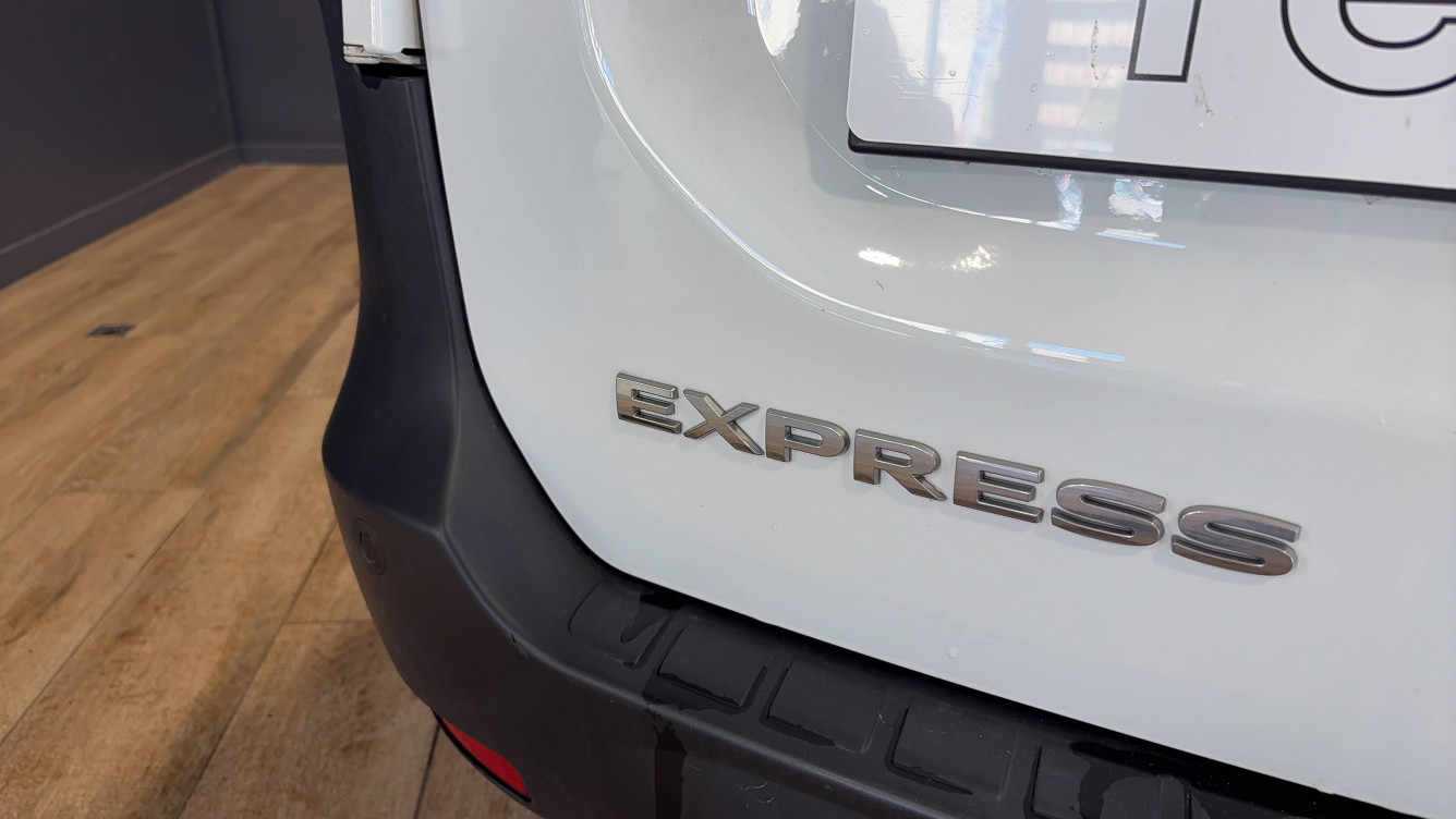 Acheter Renault Express 2 EXPRESS VAN BLUE DCI 95 CONFORT 5p occasion dans les concessions du Groupe Faurie
