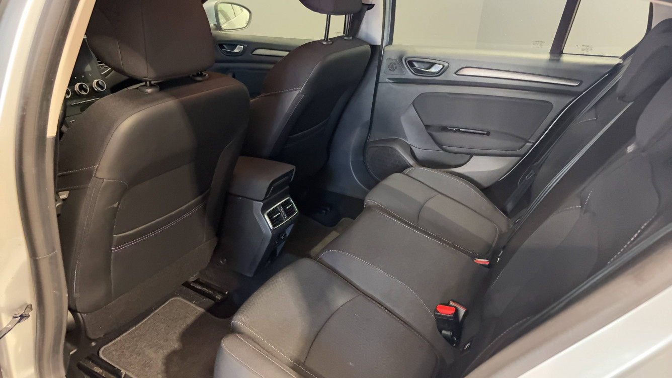 Acheter Renault Megane 4 Mégane IV Estate Blue dCi 115 - 21B Business 5p occasion dans les concessions du Groupe Faurie