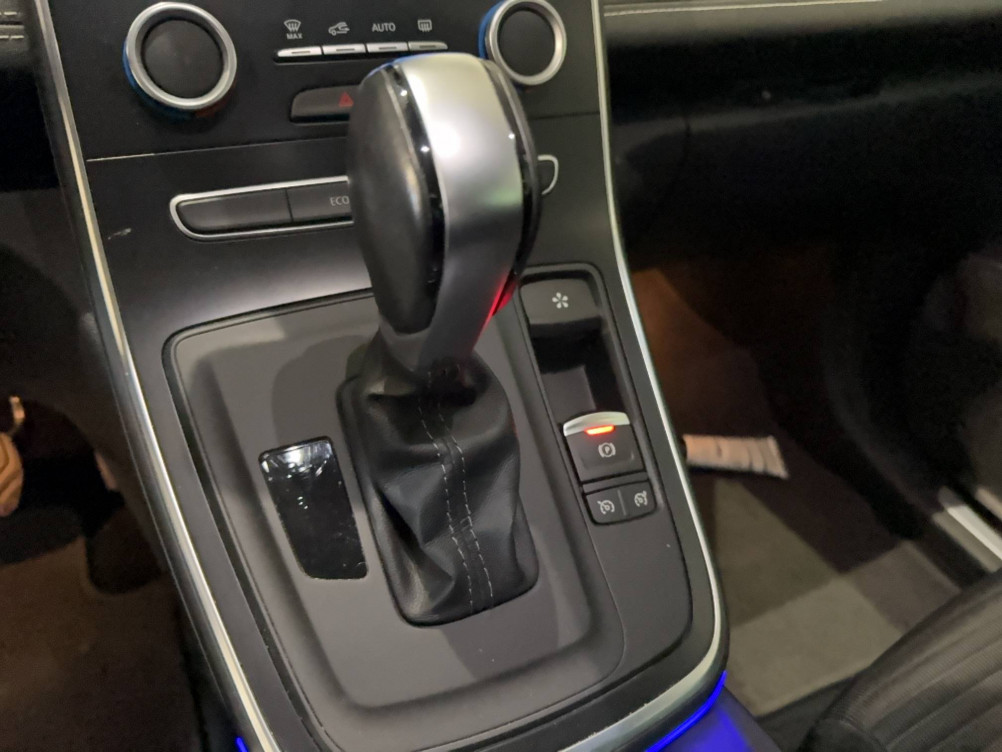 Acheter Renault Scenic 4 Scenic TCe 140 Energy EDC Intens 5p occasion dans les concessions du Groupe Faurie