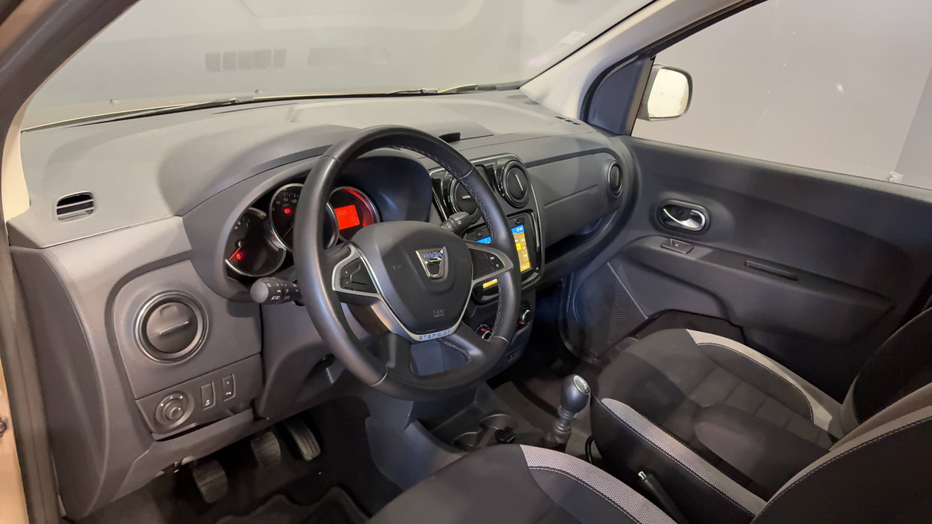 Acheter Dacia Lodgy Lodgy TCe 130 FAP 7 places Stepway 5p occasion dans les concessions du Groupe Faurie
