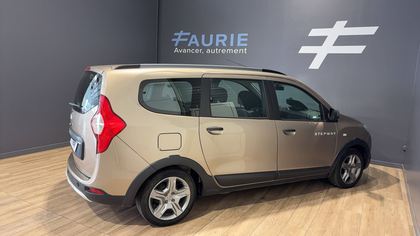 Acheter Dacia Lodgy Lodgy TCe 130 FAP 7 places Stepway 5p occasion dans les concessions du Groupe Faurie