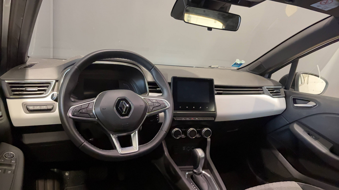 Acheter Renault Clio 5 Clio E-Tech 140 Limited 5p occasion dans les concessions du Groupe Faurie