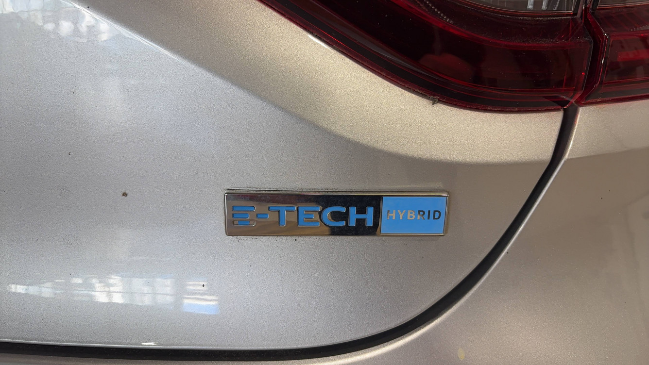 Acheter Renault Clio 5 Clio E-Tech 140 Limited 5p occasion dans les concessions du Groupe Faurie