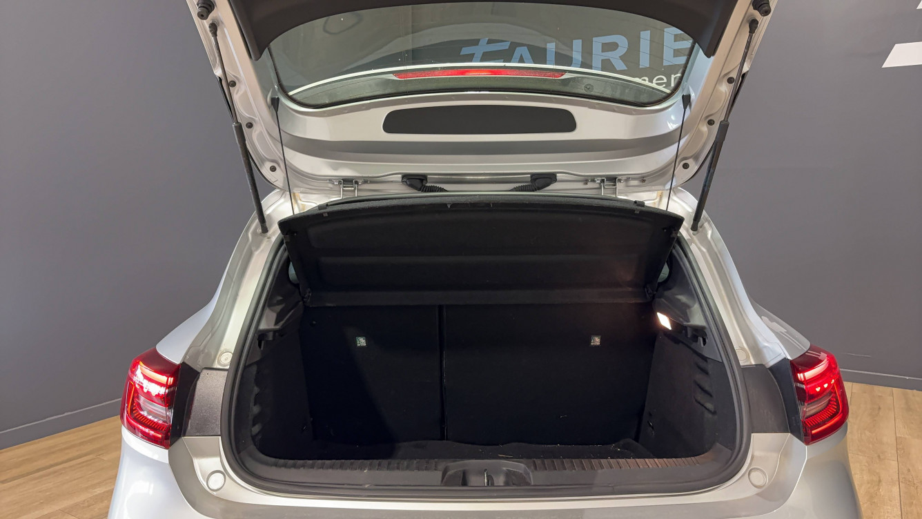 Acheter Renault Clio 5 Clio E-Tech 140 Limited 5p occasion dans les concessions du Groupe Faurie