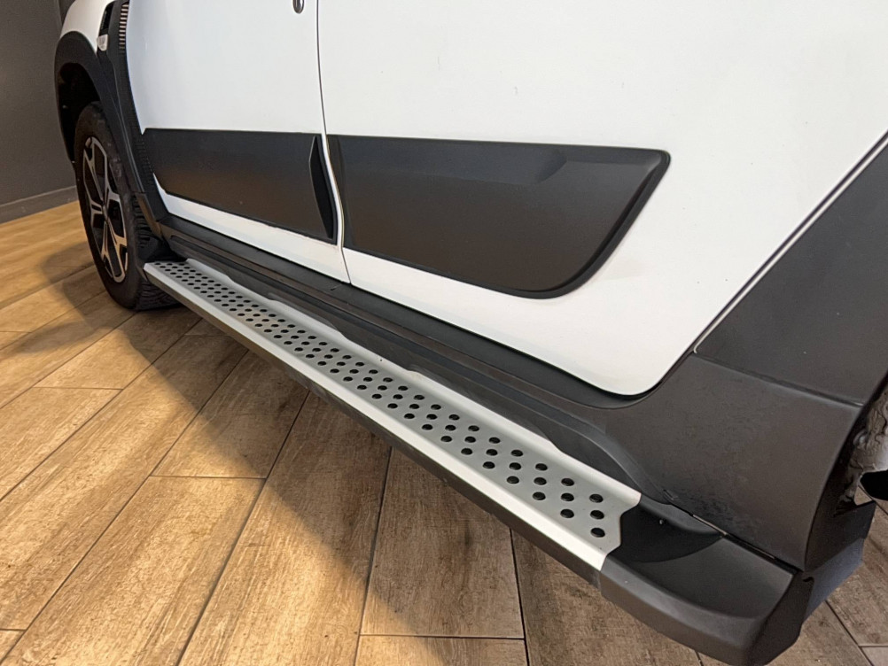 Acheter Dacia Duster Duster ECO-G 100 4x2 15 ans 5p occasion dans les concessions du Groupe Faurie