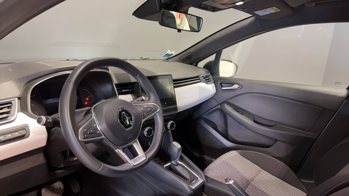 Acheter Renault Clio 5 Clio E-Tech 140 Limited 5p occasion dans les concessions du Groupe Faurie