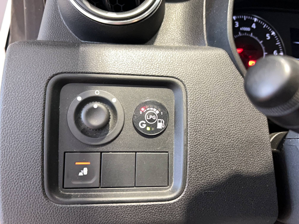 Acheter Dacia Duster Duster ECO-G 100 4x2 15 ans 5p occasion dans les concessions du Groupe Faurie