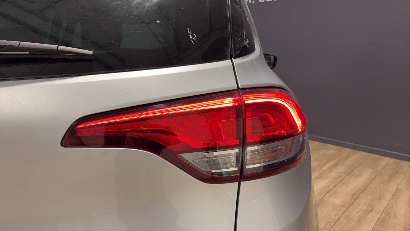 Acheter Renault Scenic 4 Scenic Blue dCi 120 EDC - 21 Business 5p occasion dans les concessions du Groupe Faurie