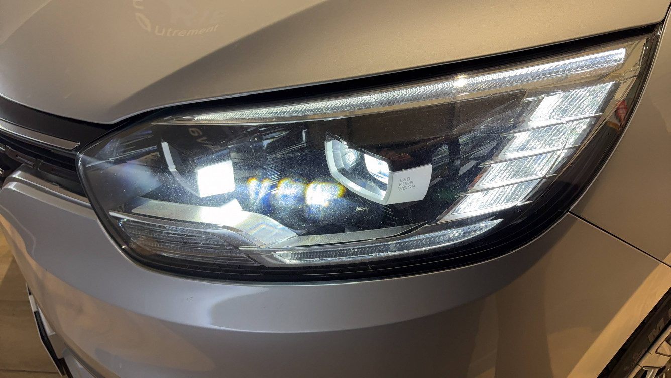 Acheter Renault Scenic 4 Scenic Blue dCi 120 EDC - 21 Business 5p occasion dans les concessions du Groupe Faurie