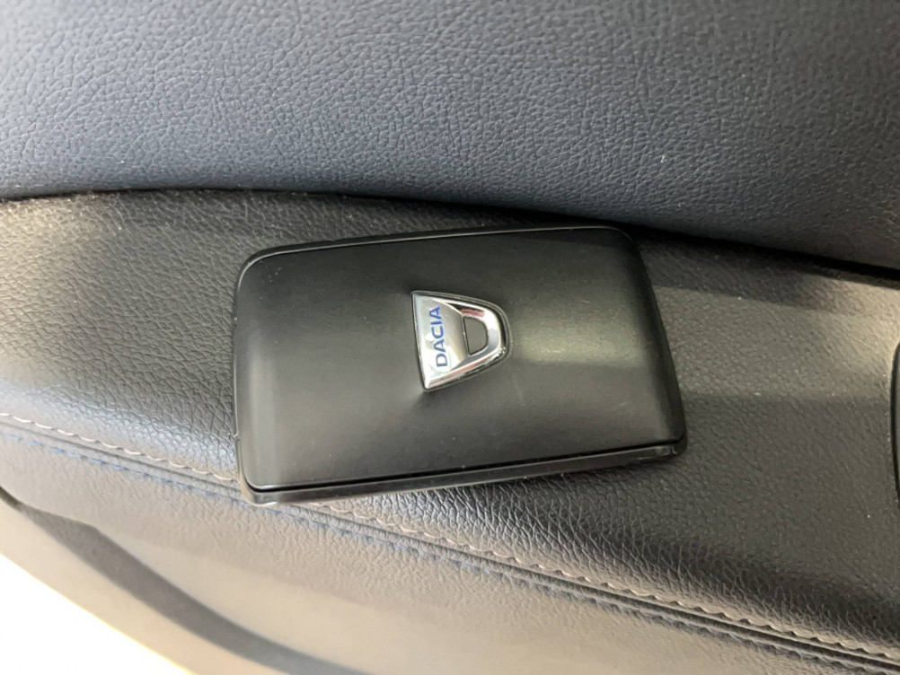 Acheter Dacia Duster Duster ECO-G 100 4x2 15 ans 5p occasion dans les concessions du Groupe Faurie
