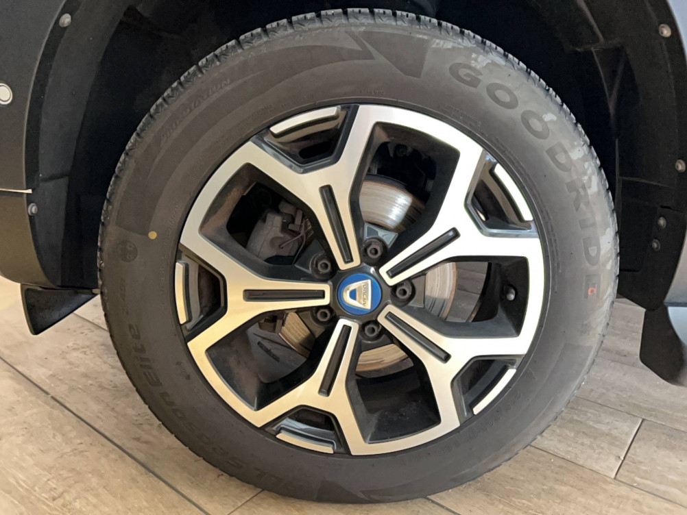 Acheter Dacia Duster Duster ECO-G 100 4x2 15 ans 5p occasion dans les concessions du Groupe Faurie