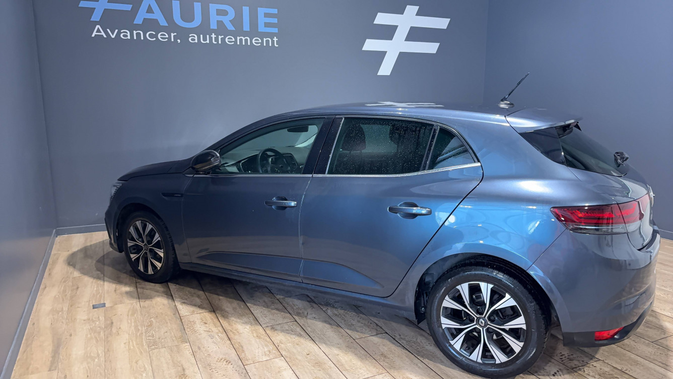 Acheter Renault Megane 4 Mégane IV Berline Blue dCi 115 Limited 5p occasion dans les concessions du Groupe Faurie