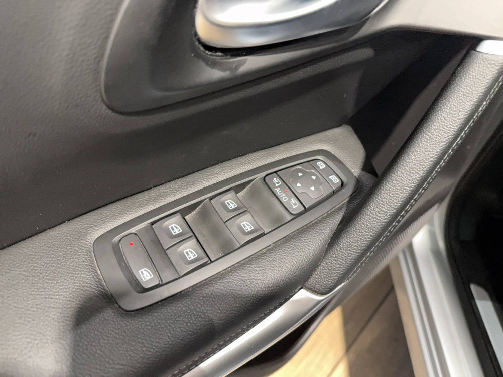 Acheter Renault Kadjar Kadjar TCe 140 FAP EDC Intens 5p occasion dans les concessions du Groupe Faurie