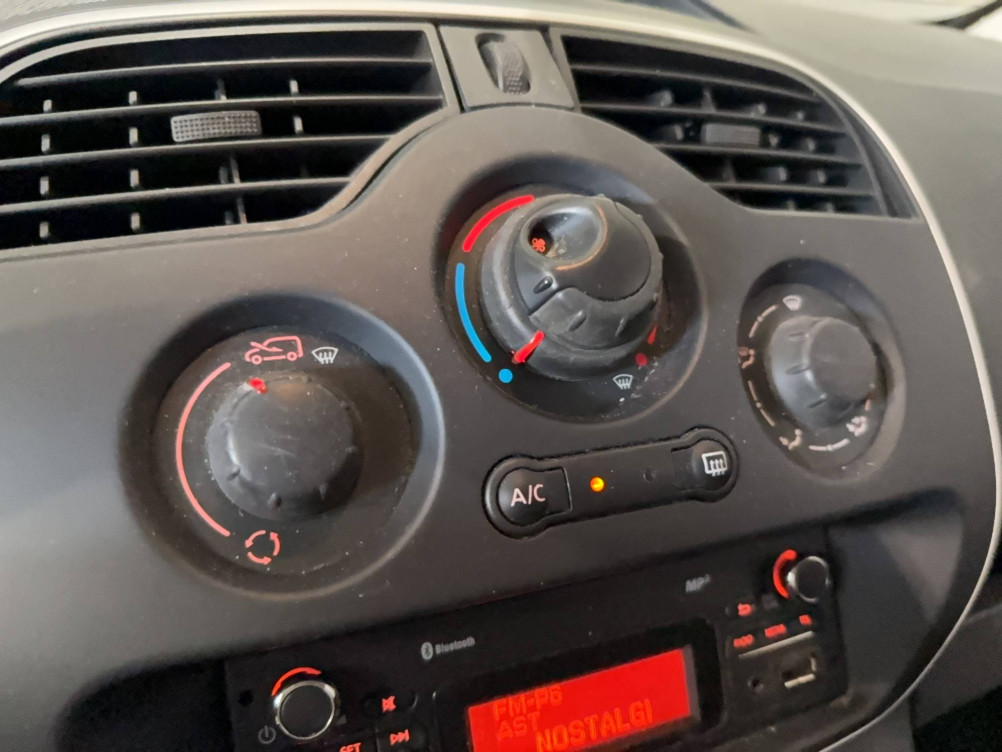 Acheter Renault Kangoo Express 2 KANGOO EXPRESS 1.5 DCI 90 ENERGY E6 GRAND CONFORT 4p occasion dans les concessions du Groupe Faurie