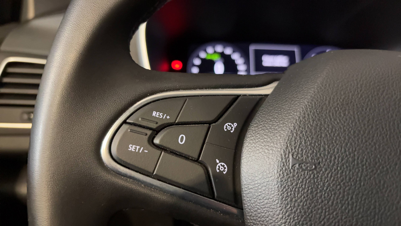 Acheter Renault Megane 4 Megane IV Berline Blue dCi 115 EDC Techno 5p occasion dans les concessions du Groupe Faurie