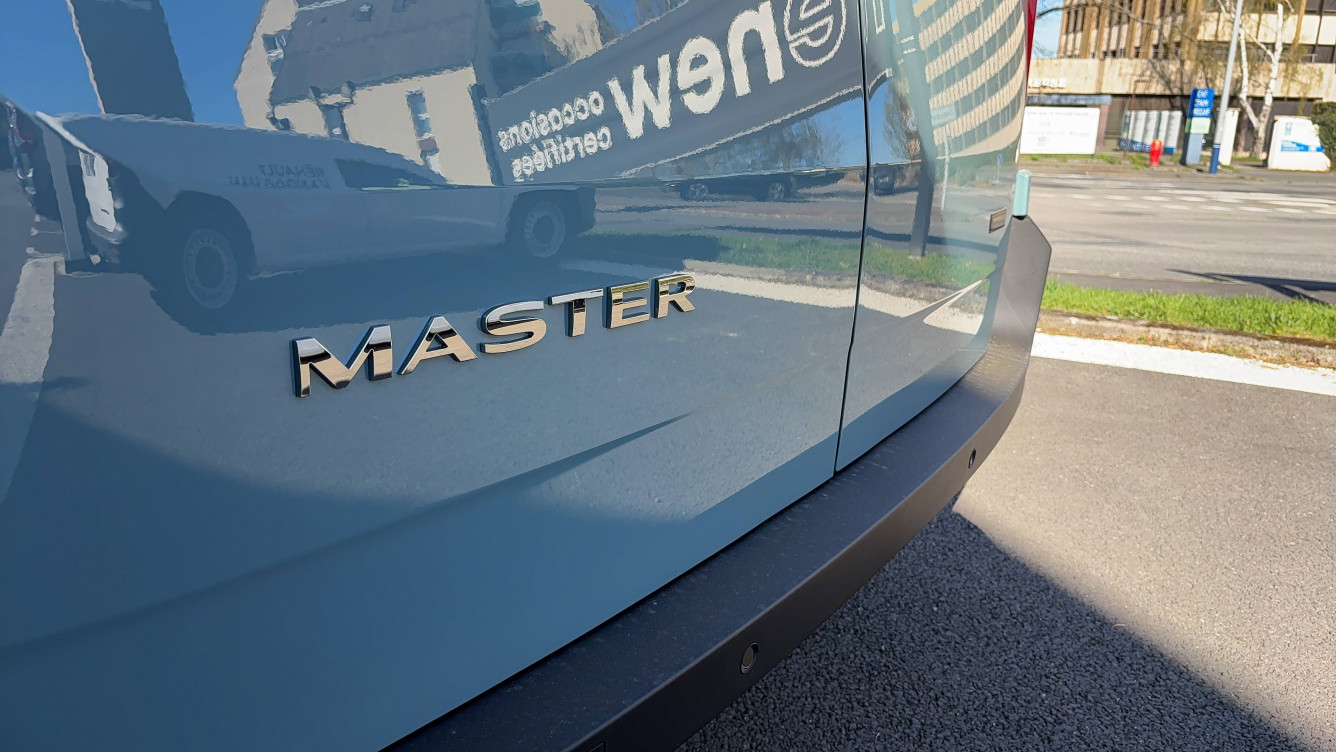 Acheter Renault Master Électrique MASTER ELECTRIQUE FGN L2H2 3T5 GRANDE AUTONOMIE ADVANCE 4p neuf dans les concessions du Groupe Faurie