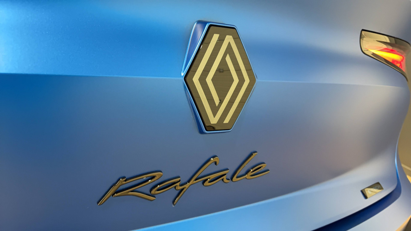 Acheter Renault Rafale Rafale hyper hybrid E-Tech 4x4 300 atelier Alpine 5p neuf dans les concessions du Groupe Faurie