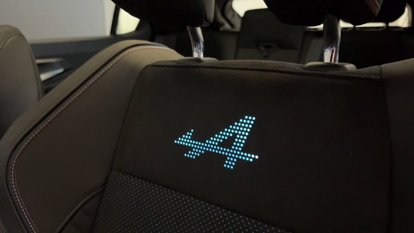 Acheter Renault Rafale Rafale hyper hybrid E-Tech 4x4 300 atelier Alpine 5p neuf dans les concessions du Groupe Faurie