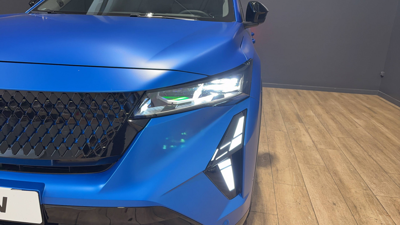 Acheter Renault Rafale Rafale hyper hybrid E-Tech 4x4 300 atelier Alpine 5p neuf dans les concessions du Groupe Faurie