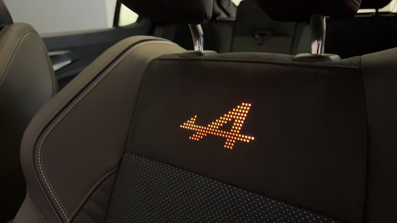 Acheter Renault Rafale Rafale hyper hybrid E-Tech 4x4 300 atelier Alpine 5p neuf dans les concessions du Groupe Faurie