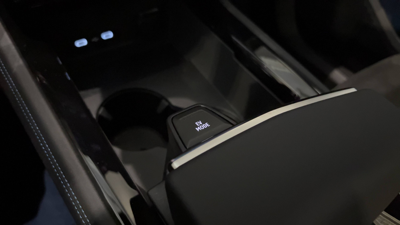 Acheter Renault Rafale Rafale hyper hybrid E-Tech 4x4 300 atelier Alpine 5p neuf dans les concessions du Groupe Faurie