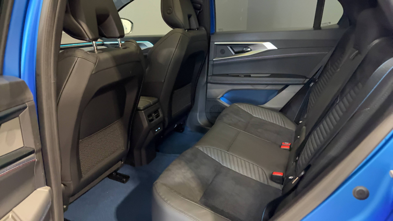 Acheter Renault Rafale Rafale hyper hybrid E-Tech 4x4 300 atelier Alpine 5p neuf dans les concessions du Groupe Faurie